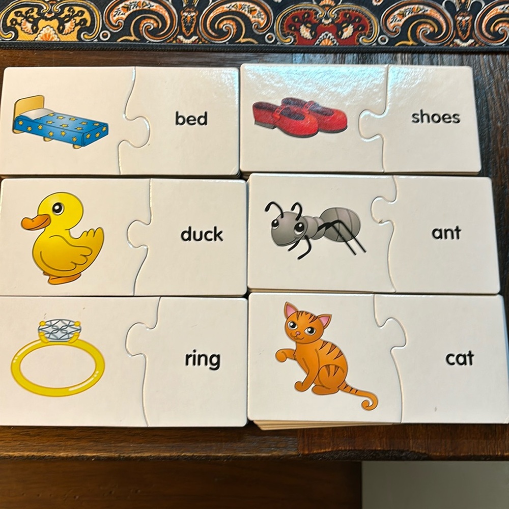 30 piece matching puzzle learning set